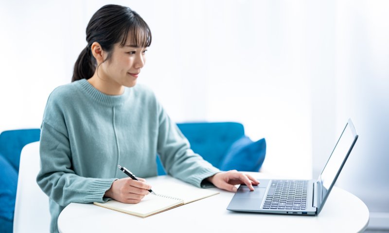 資格取得期間中も給与あり！